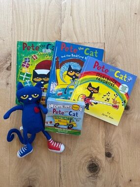Pete the Cat Bundle – Official Pete the Cat Stuffie and Collection of Books